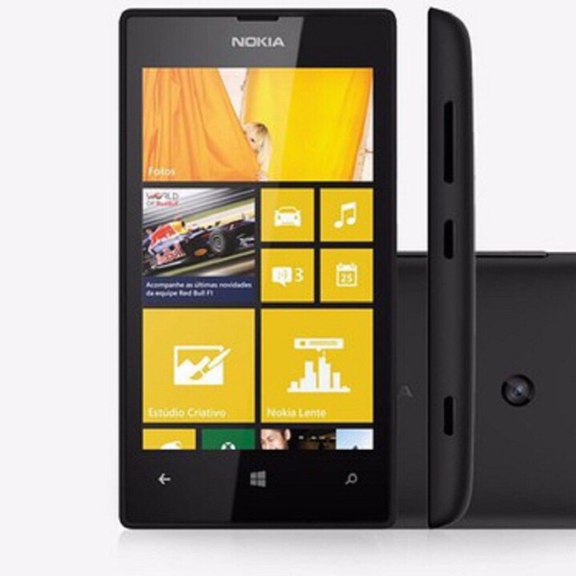Điện thoại lumia 520