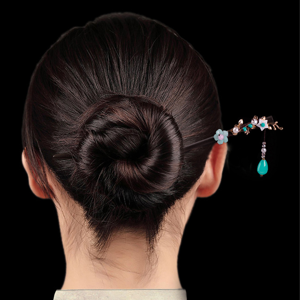 Trâm cài tóc bằng gỗ phối tua rua phong cách Trung Hoa cổ điển thanh lịch cho nữ