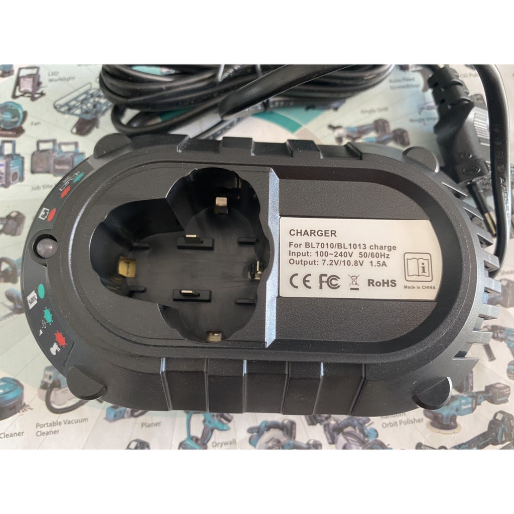 Sạc pin Makita 7.2v - 12v Li-ion mới 100%, sử dụng điện AC 220V.