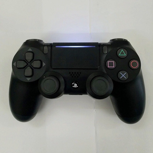 # Tay cầm ps4 slim mới 98%