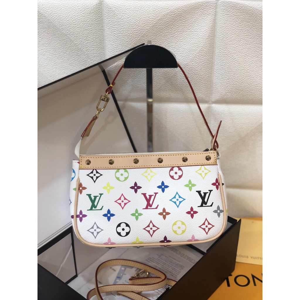 Túi Xách đeo chéo super màu trắng thanh lịch ( ảnh thật ). Ảnh chụp thật tại shop phát hiện copy đền 1000 lần