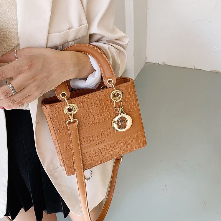 Túi Đeo Vai Ck Cỡ Nhỏ Thiết Kế Sành Điệu Cho Nữ | BigBuy360 - bigbuy360.vn