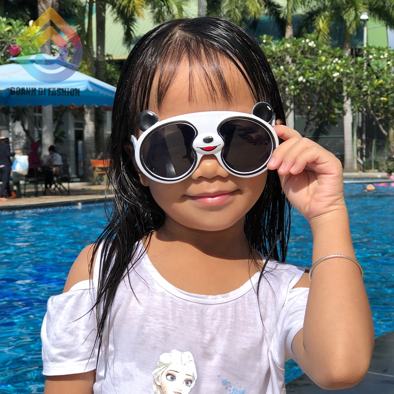 Kính Râm Cho Bé, Bao Kính Mát Trẻ Em Hình Gấu Trúc Cực Dễ Thương, gọng kính siêu dẻo không bao giờ gãy.