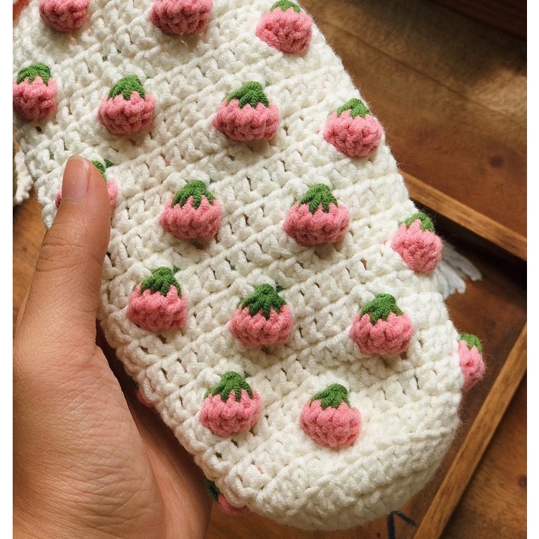 Túi đựng bình nước móc len tay thủ công