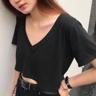 Áo croptop trơn cổ tim đơn giản