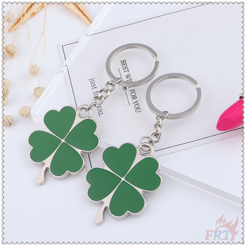 Móc khóa hình cỏ bốn lá bằng kim loại