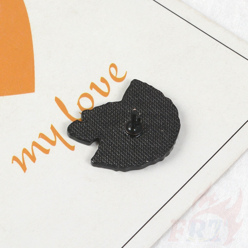 Khuy cài áo hình đầu lâu cá tính