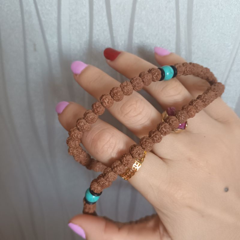 Chuỗi vòng tay 108 hạt kim cang nepal nhà Phật bình an may mắn