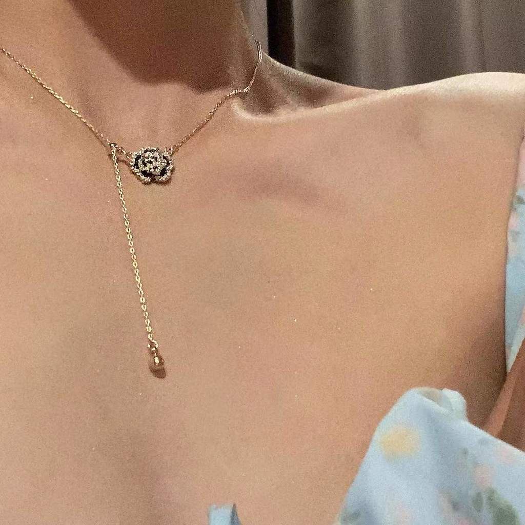 Dây chuyền mặt đính đá hình hoa trà thời trang phong cách hàn quốc