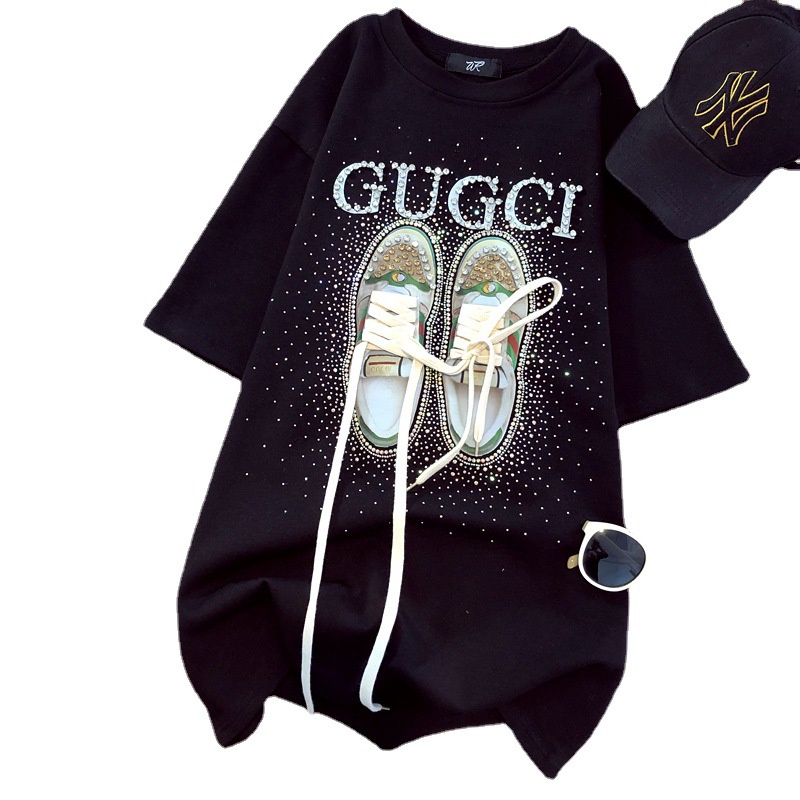 Áo phông hình đôi giày hot hit 2022