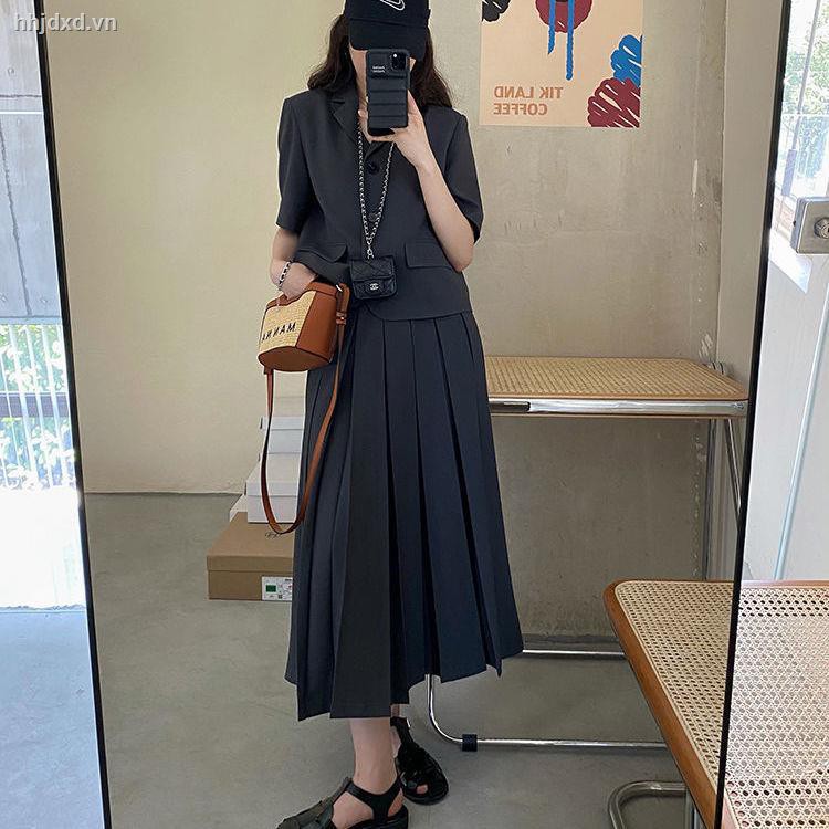 Set áo tay ngắn + chân váy xếp ly thời trang mùa hè 2021 sành điệu cho nữ (có bán lẻ)