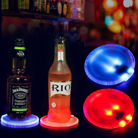 Đế Lót Ly Bằng Acrylic Có Đèn led Nhiều Màu Sắc Độc Đáo