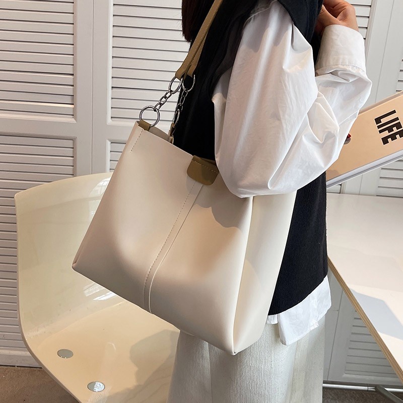 Túi Xách Đeo Vai Phong Cách Thời Trang Phương Tây Dành Cho Nữ