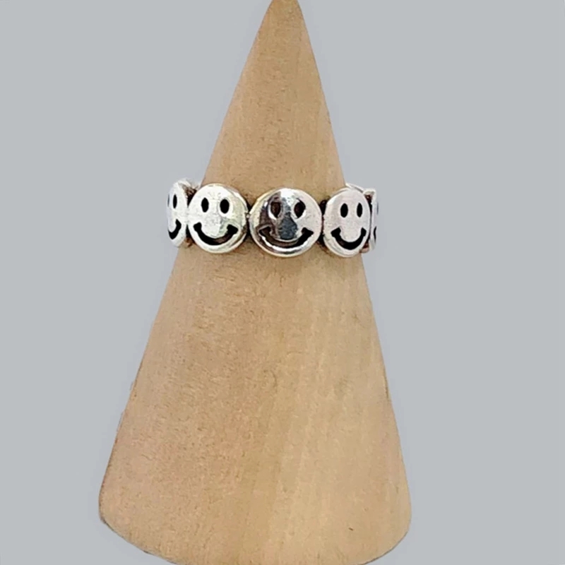 Nhẫn nam nữ bằng kim loại họa tiết mặt cười thời trang
