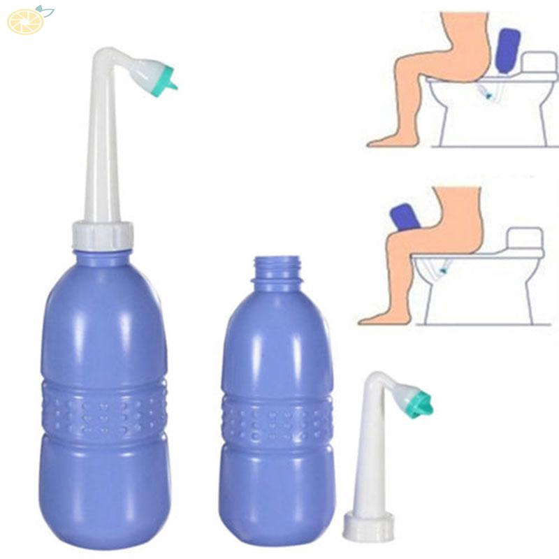 Dụng cụ bình xịt kèm vòi phun và rửa mông sau khi đi toilet