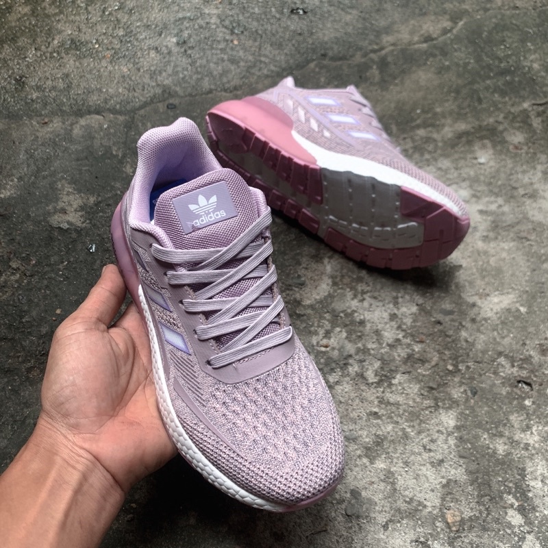 Giày thể thao Dass siêu nhẹ A153 hồng.Tặng hộp và tất