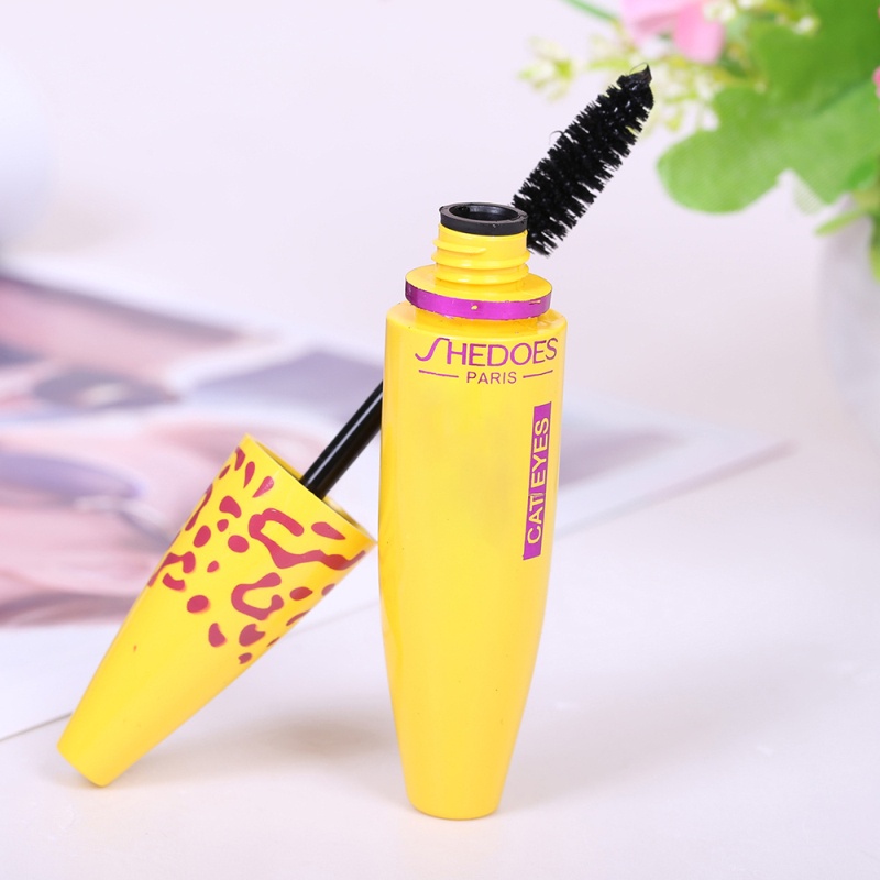 Mascara màu đen chống thấm nước lâu trôi chuốt dày và cong mi
 | BigBuy360 - bigbuy360.vn