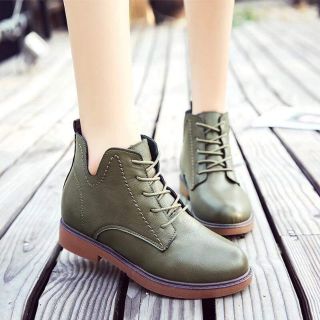 Boot da cổ thấp kèm hìn thật - chat check size trc khi đặt hàng