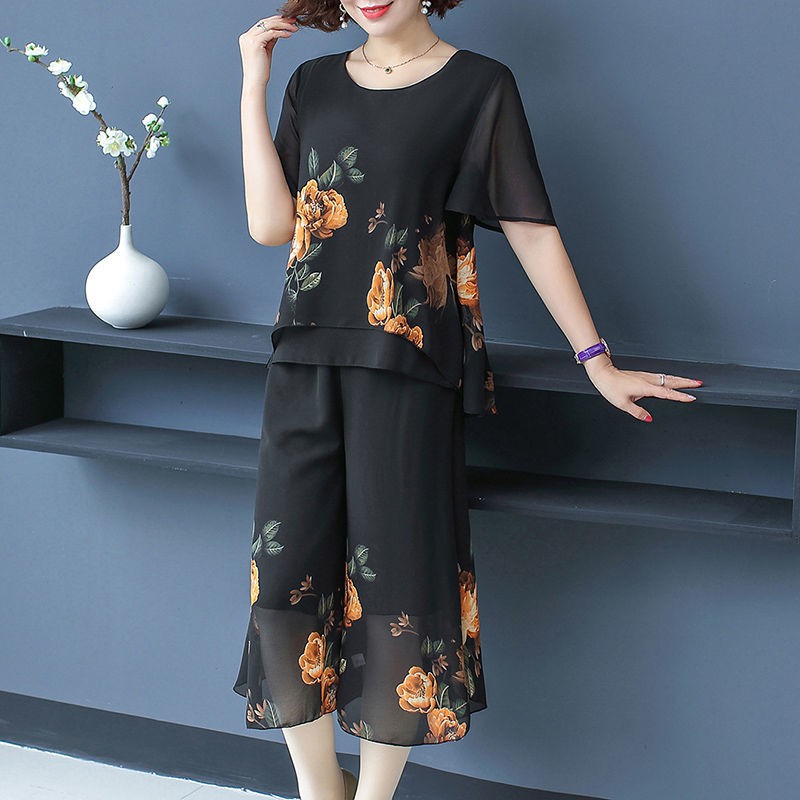 ▦✆▼Một bộ trang phục hợp với quần áo hè trung niên trẻ mẫu ngoại quốc kiểu như người phụ nữ 50 tuổi đi xuân hai vét