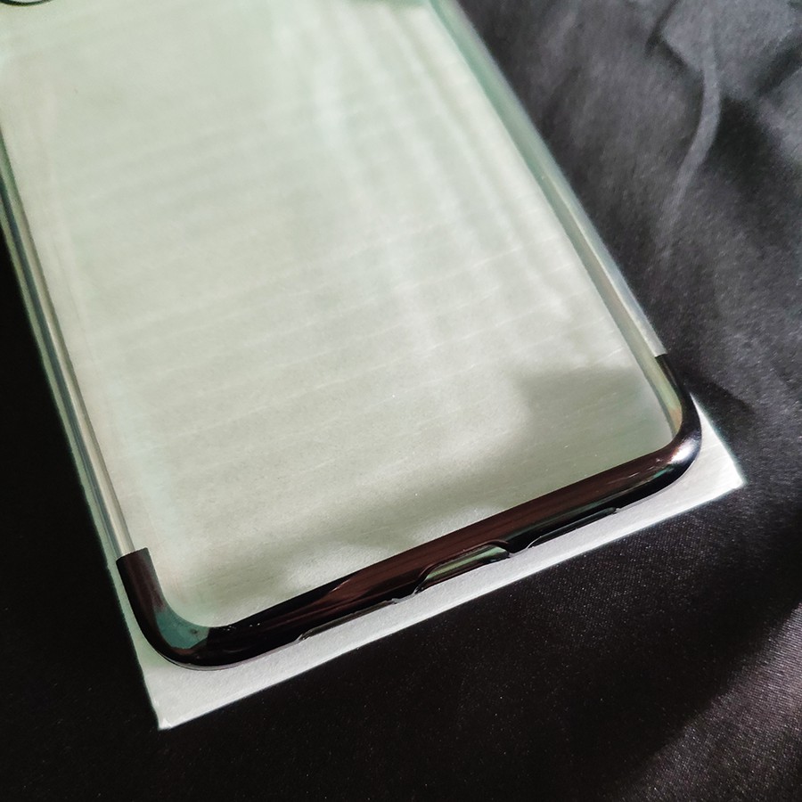 Ốp lưng viền vàng Xiaomi Mi 9