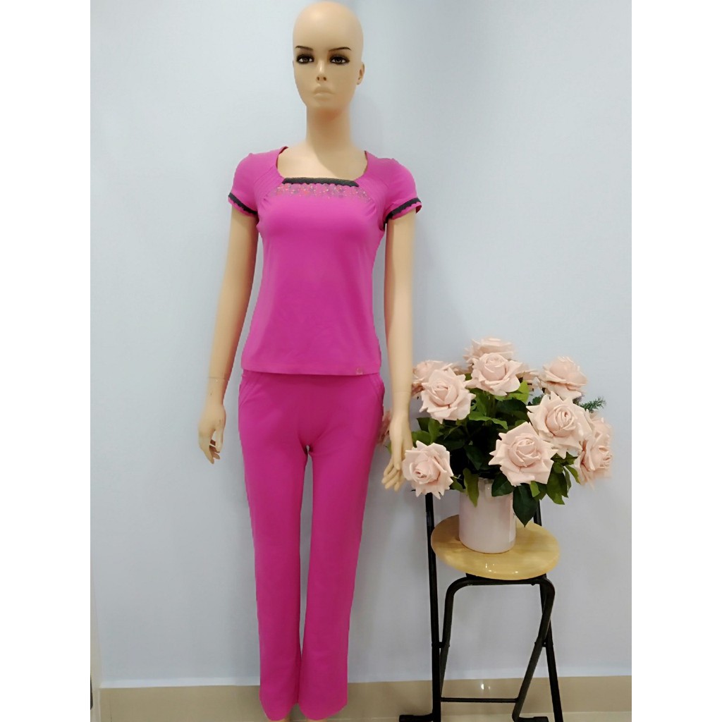 Thanh lý Bộ đồ nữ mặc nhà Winny cộc tay- Hàng mẫu treo cửa hàng đồng giá 150K | BigBuy360 - bigbuy360.vn