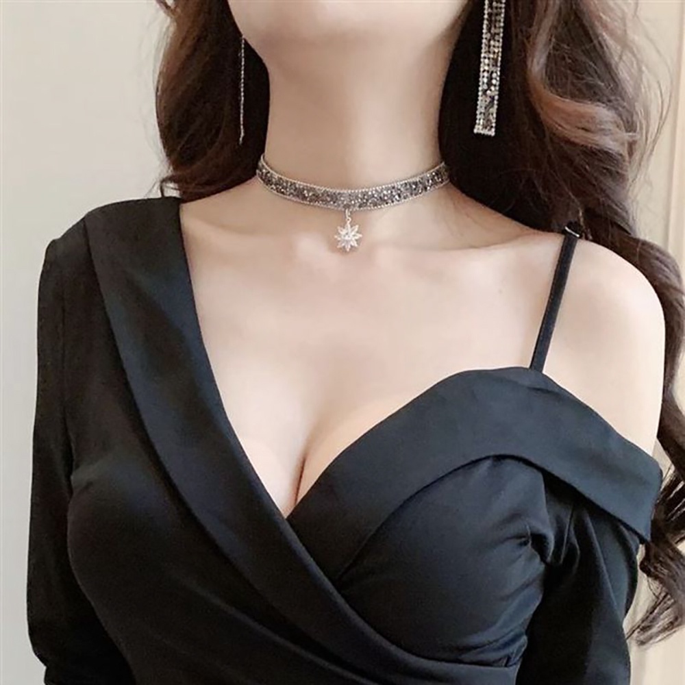 Vòng cổ choker bằng hợp kim hình hoa tuyết lấp lánh thời trang đẹp mắt dành cho nữ