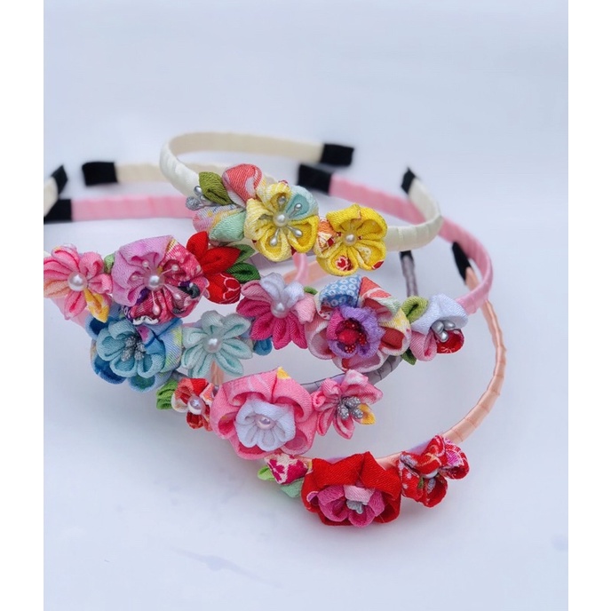 Cài tóc Kanzashi cho bé gái