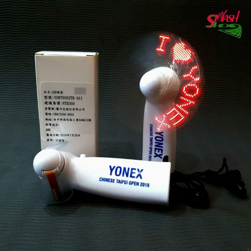 Quạt cầm tay chạy Led chữ siêu chất