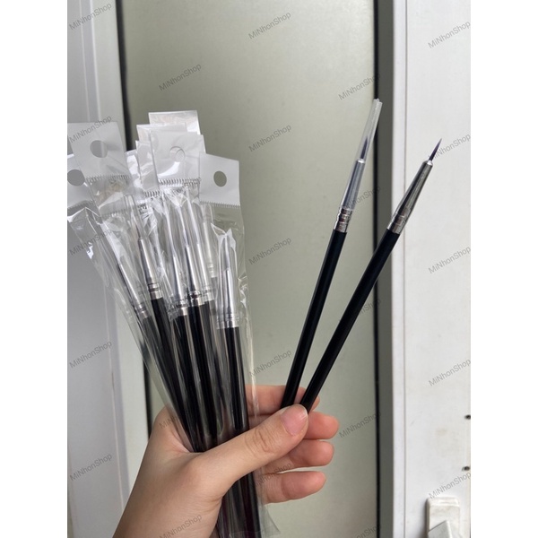 Cọ nét/ cọ eyeliner / vẽ mắt nghệ thuật dùng trong makeup chuyên nghiệp