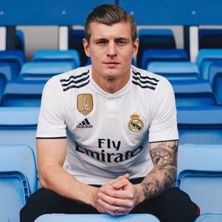 Bộ quần áo bóng đá Real Madrid 2018-2019