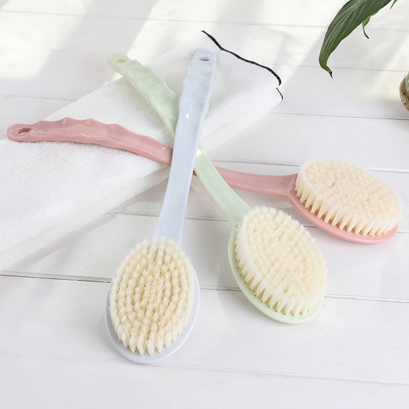 1 Bàn Chải Tắm Cán Dài Loại Bỏ Tế Bào Chết