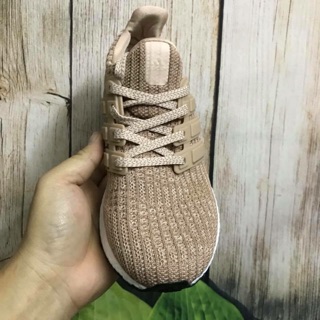 Giày Ultra Boost Hồng Đất