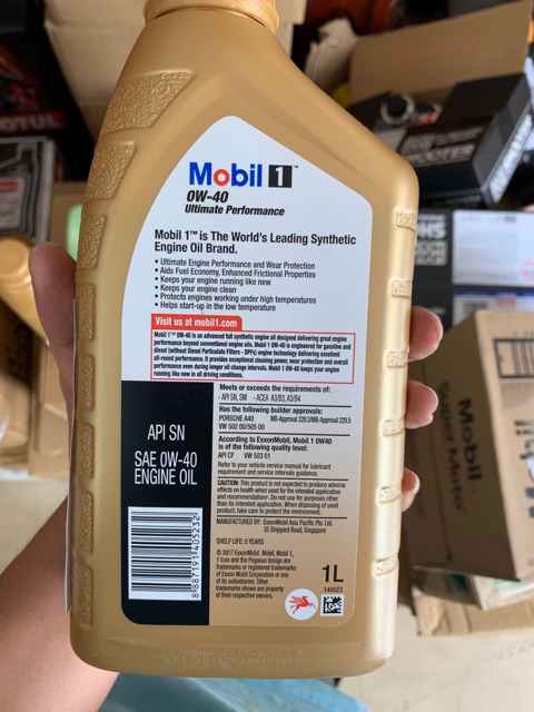 MOBIL1 GOLD 0W40 1l hàng nhập từ Singapo cho xe tay ga hoặc ô tô