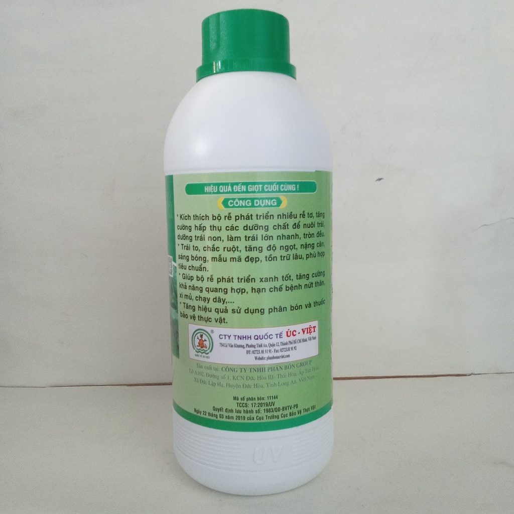 Phân bón chuyên dùng cho dưa hấu, chai 1 lít pha 1200 lít nước tưới gốc, lớn trái chắc trái.