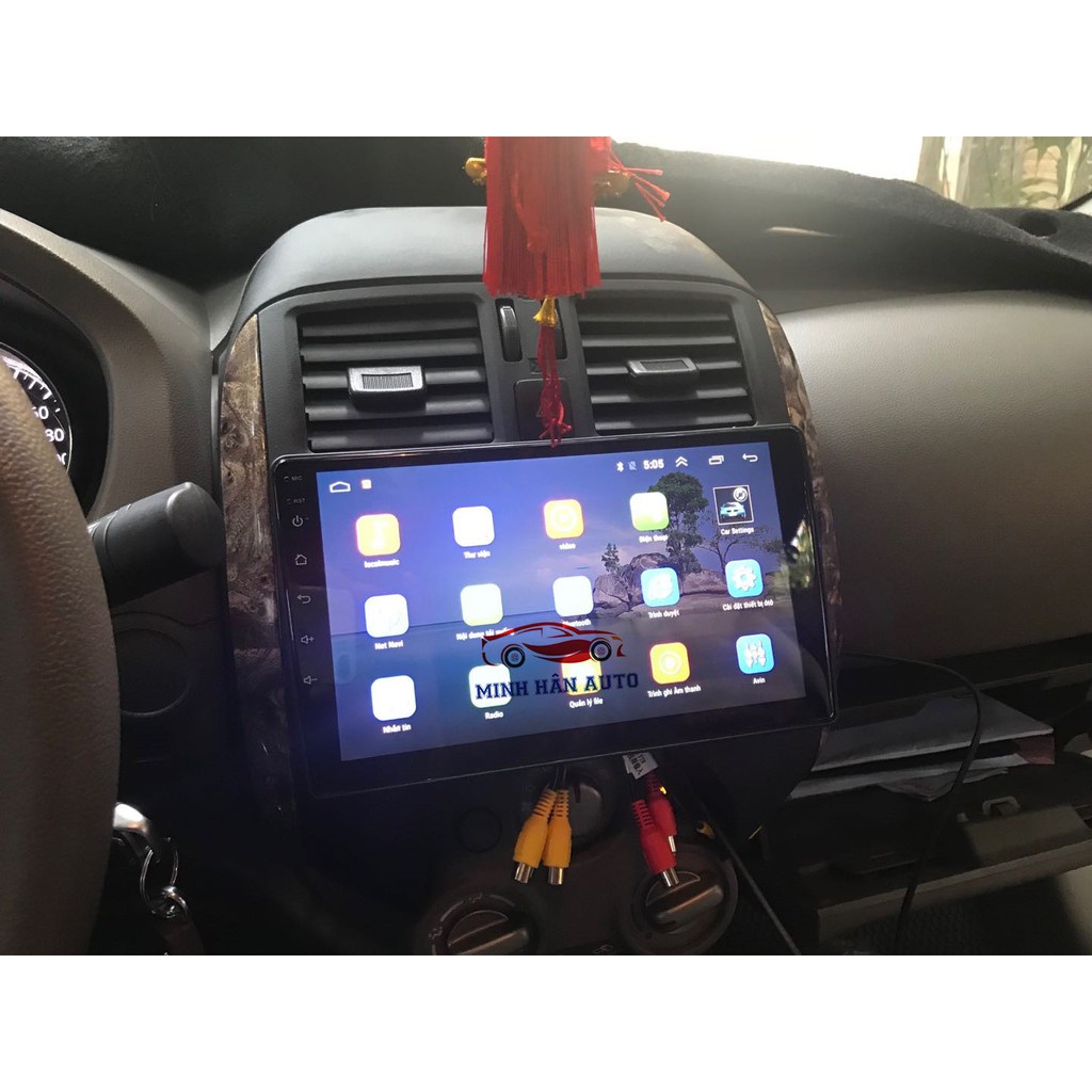 Màn hình lắp sim cho xe sunny cấu hình  RAM 2G ROM 32G IPS chống chói kính cường lực 2,5D