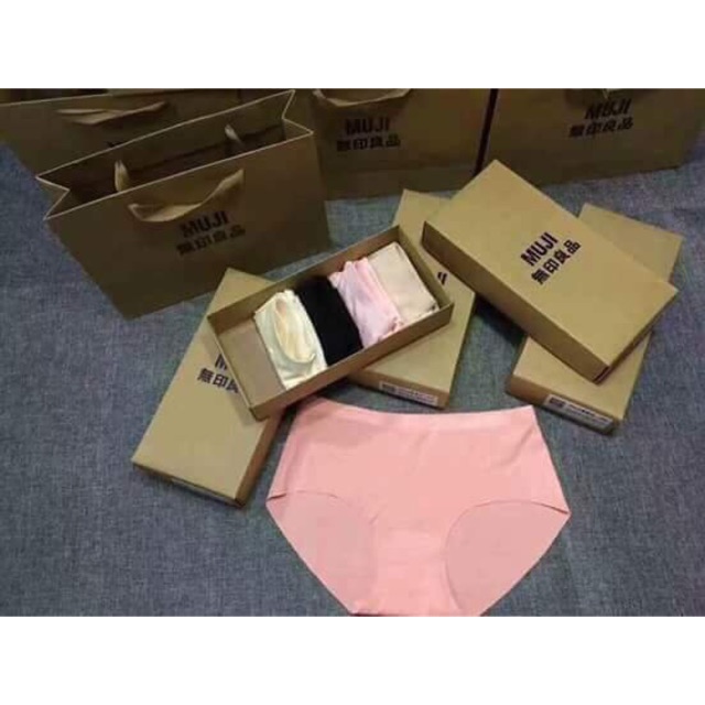 Hop 5 quan Chíp nhật muji
