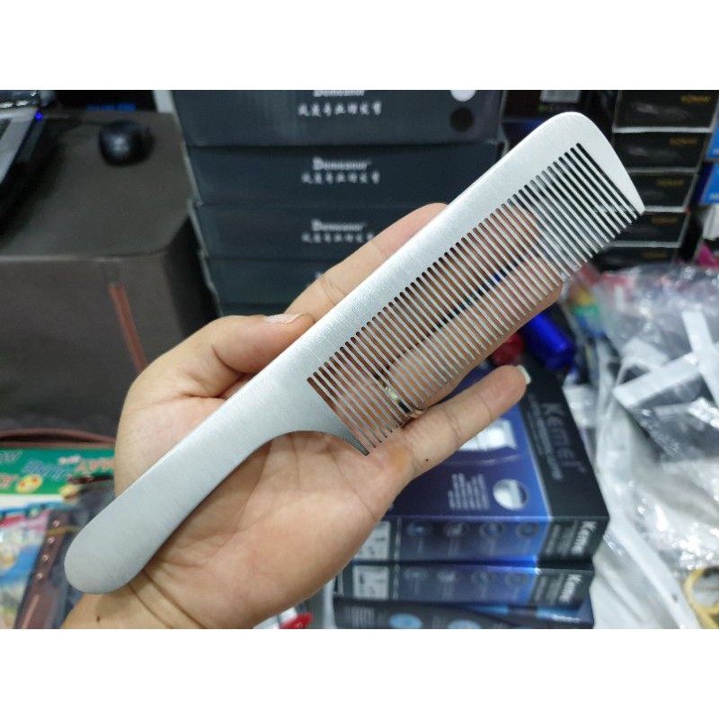 Lược Thép Cắt Tóc Nam Bản 4.5cm. Lược Inox Cắt Tóc Nam Bằng Kim Loại Cao Cấp Không Gỉ.(Ảnh thật)