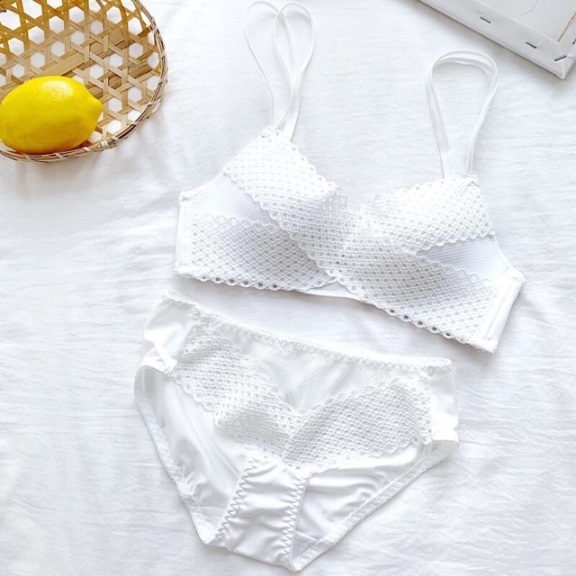 Áo, Bộ Đồ Lót Sweet Girl Không Gọng Đệm Mỏng Siêu Hot 994 | BigBuy360 - bigbuy360.vn