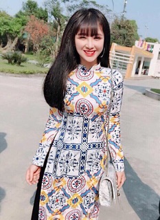 Túi da sần khoá bạc