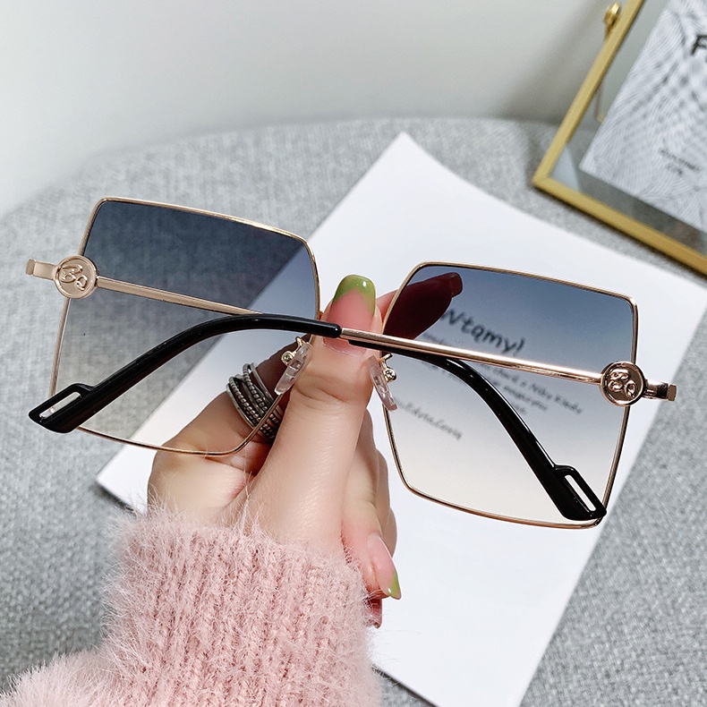 Kính Mát Thời Trang Cho Nam Nữ 2022