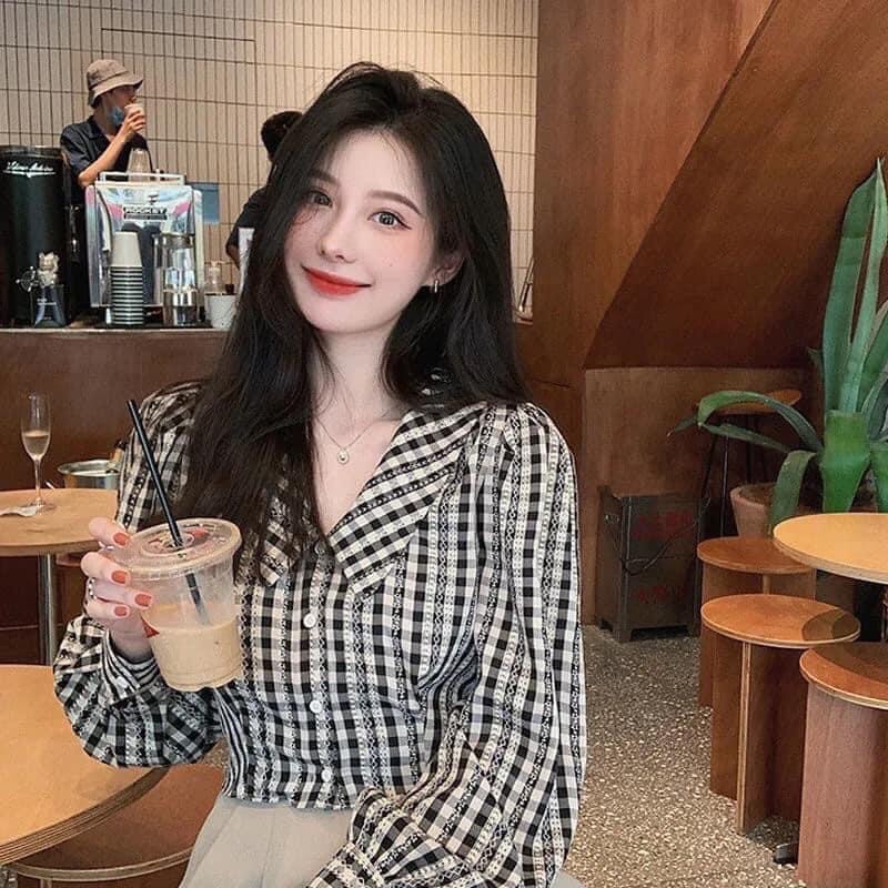 [Mã WASTUP giảm 10% tối đa 30K đơn 99K] ⚡️BÁN SỈ⚡️Áo sơ mi kẻ đen trắng dáng ngắn | BigBuy360 - bigbuy360.vn