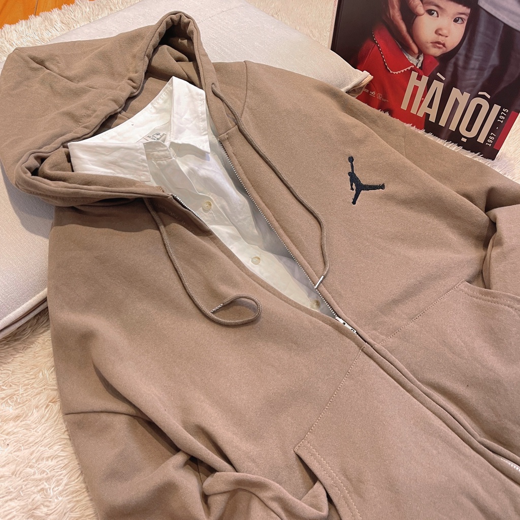 Áo khoác nỉ Hoodie in hình người trước ngực nhiều màu form rộng ulzzang - Made by Fiin | BigBuy360 - bigbuy360.vn