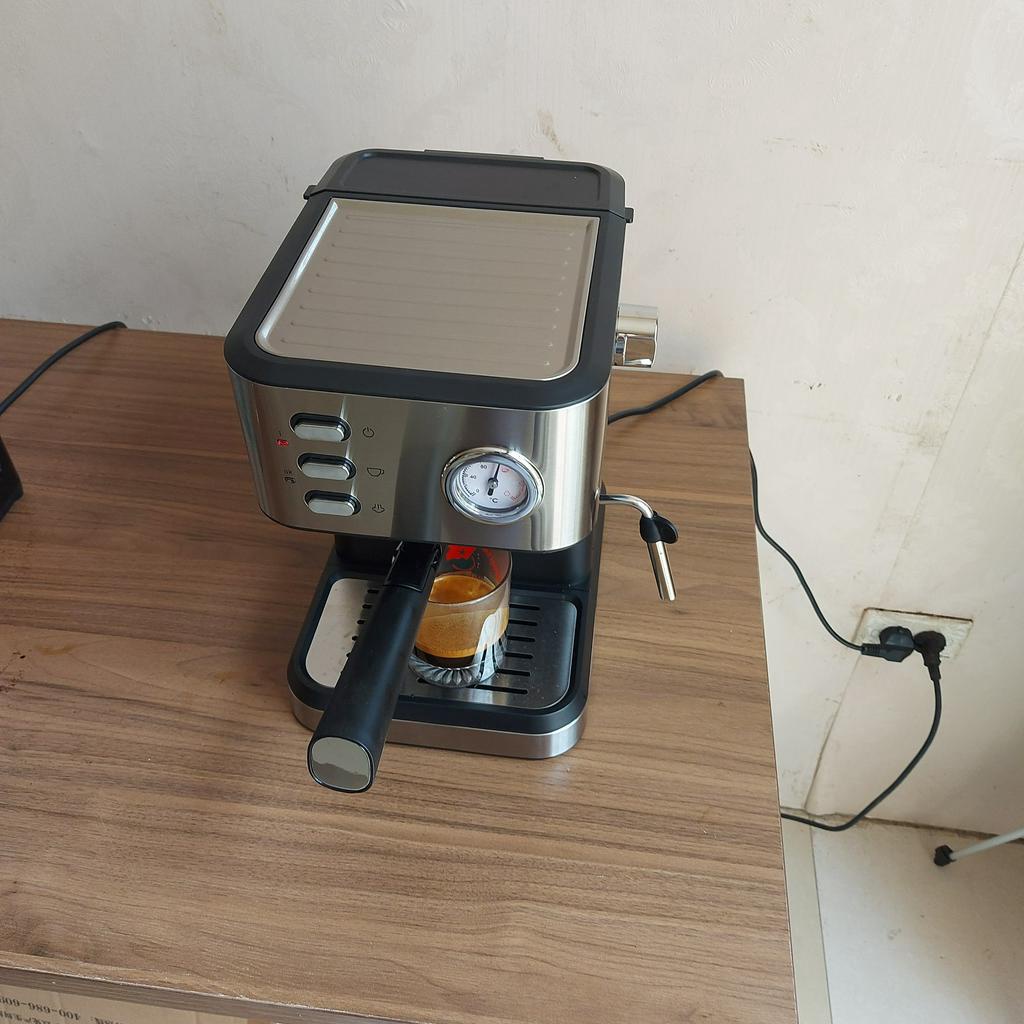 Máy Pha Cà Phê CM3020 Espresso Bơm Áp 20Bar