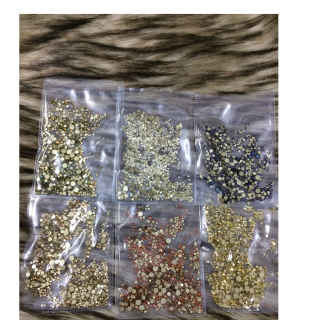 Đá tiệp màu đặc biệt( gạt ảnh chọn màu)