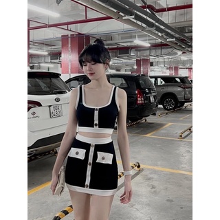 Set áo ba lỗ và chân váy den phối nút gỗ