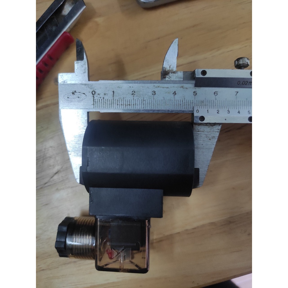 Coil thủy lựC 16x51mm  lỗ 16mm dài 51mm cuộn điện thủy lực