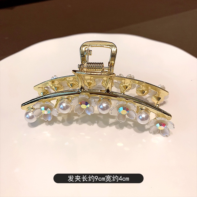 Kẹp Tóc Hình Hoa Lưng Đính Ngọc Trai Cao Cấp Kiểu Pháp 2022 Cho Nữ