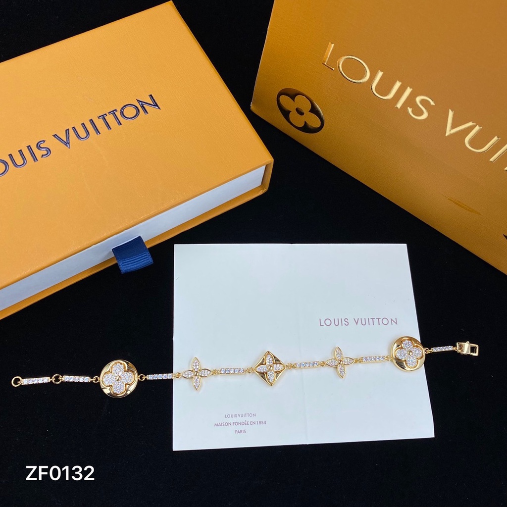 Vòng tay mạ bạc 925 mặt chữ V thời trang