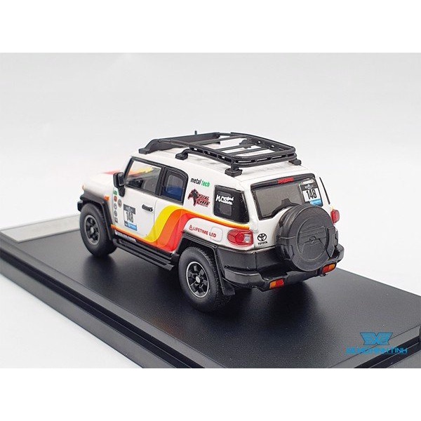 Xe Mô Hình Toyota FJ Cruiser 1/64 Street Weapon ( Trắng ) - Limited 500pcs