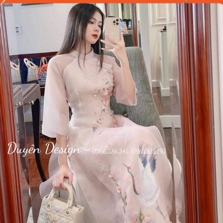 Áo dài cách tân tơ oganza 4 tà kết chim đào màu phớt hồng áo dài cách tân kết đính MS14 .